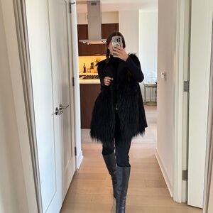 Theory Nyma V Cody Black Faux Fur Outerwear Vest